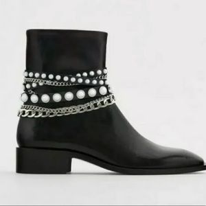 ZARA ANKLE BOOTS PEARL BEADS CHAINS BLACK 2124/610